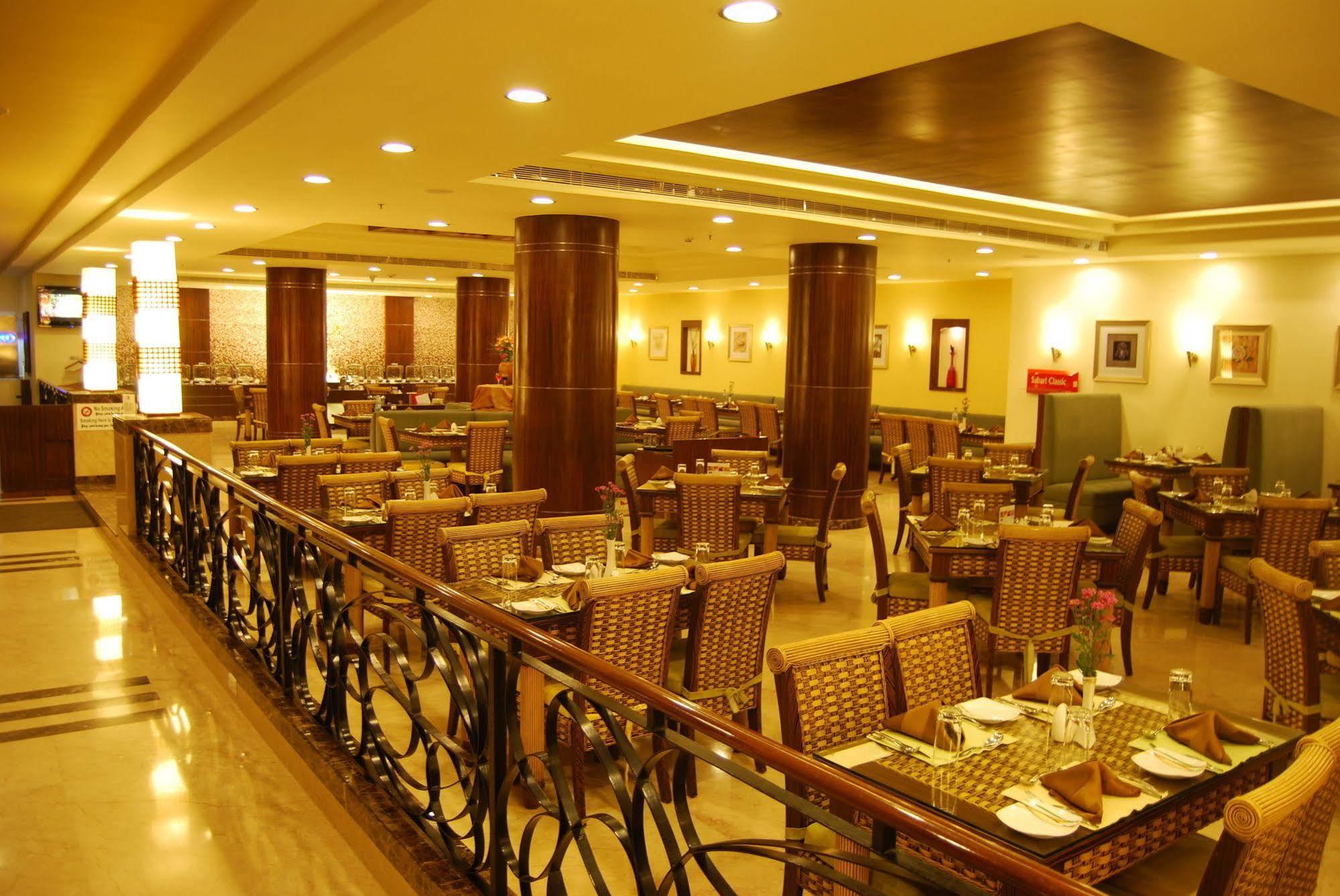 Gokulam Park Sabari-Siruseri Sipcot Chennai Exterior foto