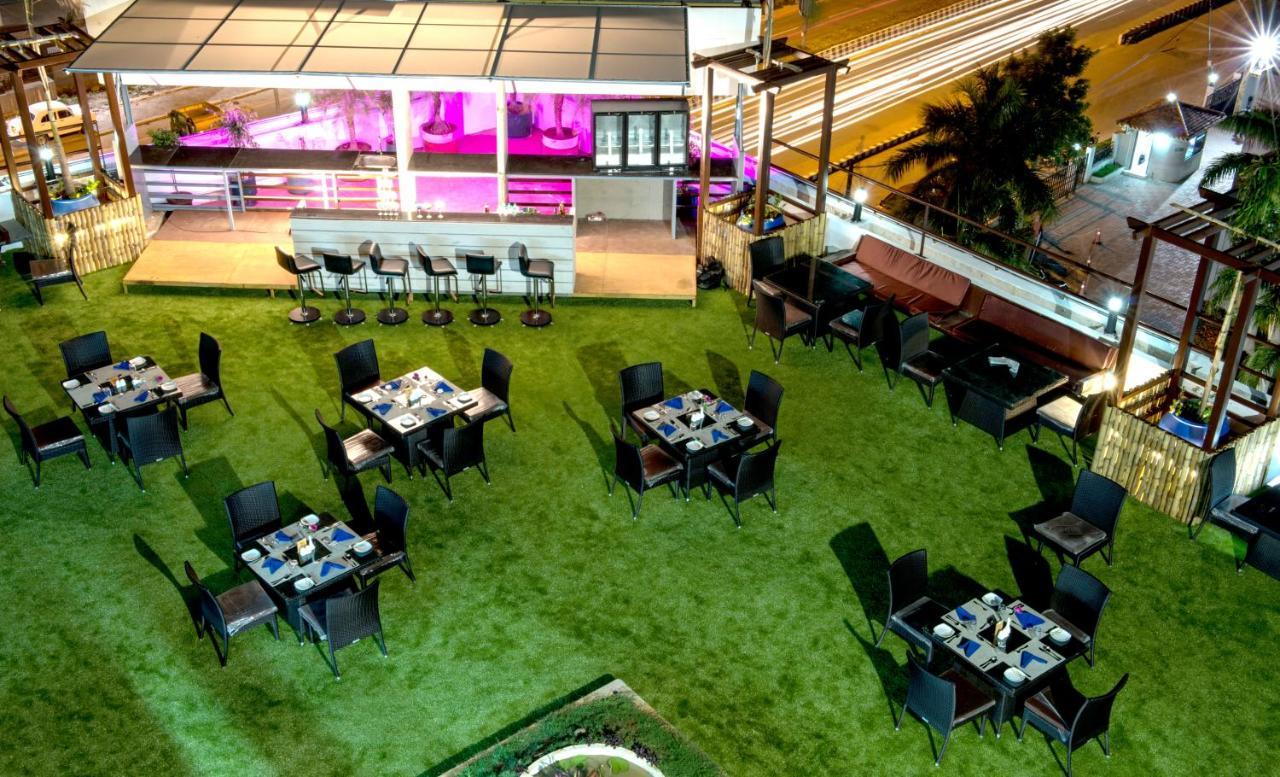Gokulam Park Sabari-Siruseri Sipcot Chennai Exterior foto